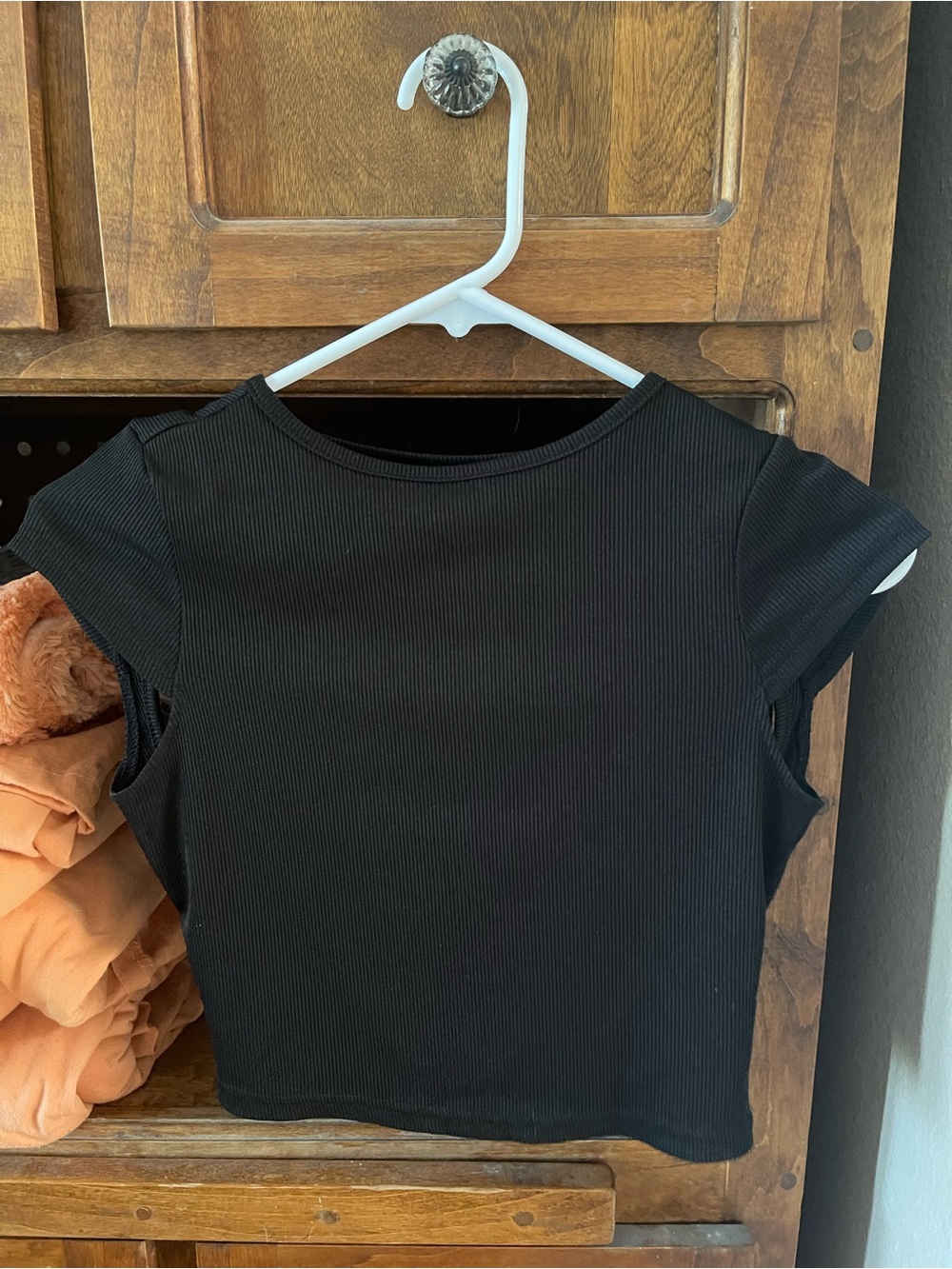 Ribbed Black Crop Tee Backless